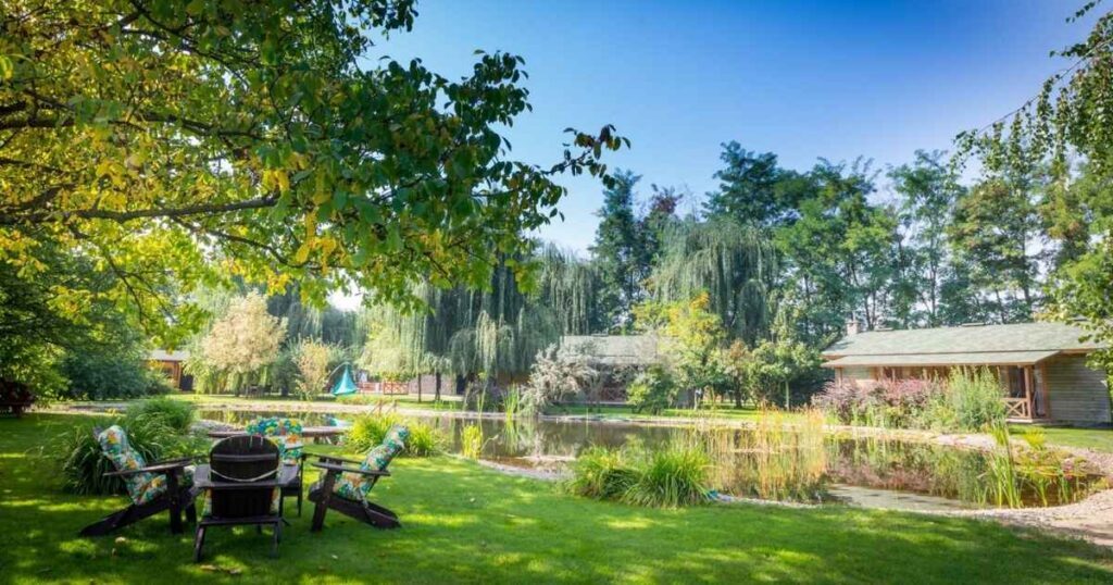 acacia village locatie team building