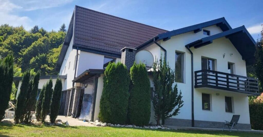 Vila Teta cabana cu piscina interioara