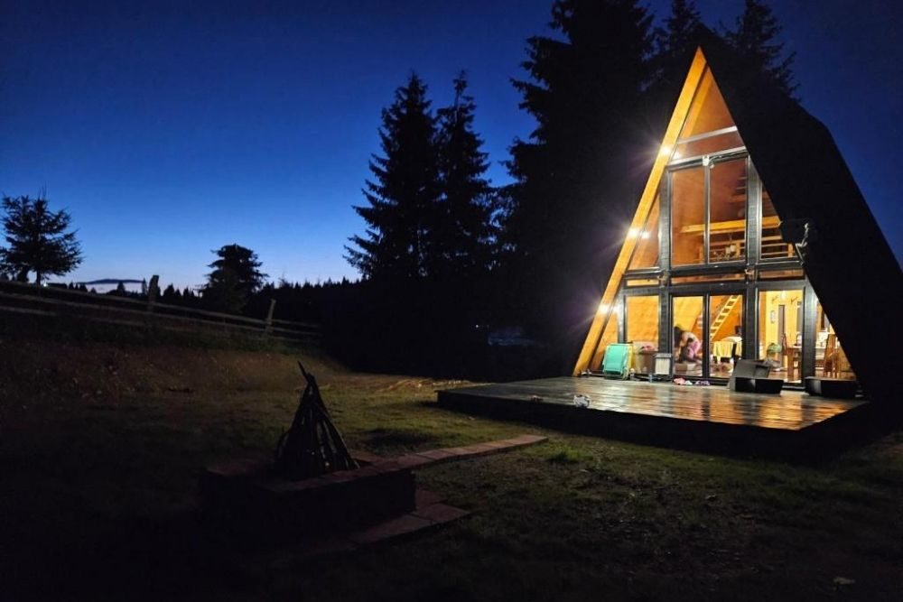Cabana Corbilor - The Raven’s Hut (Dorna Arini) de inchiriat in vatra dornei